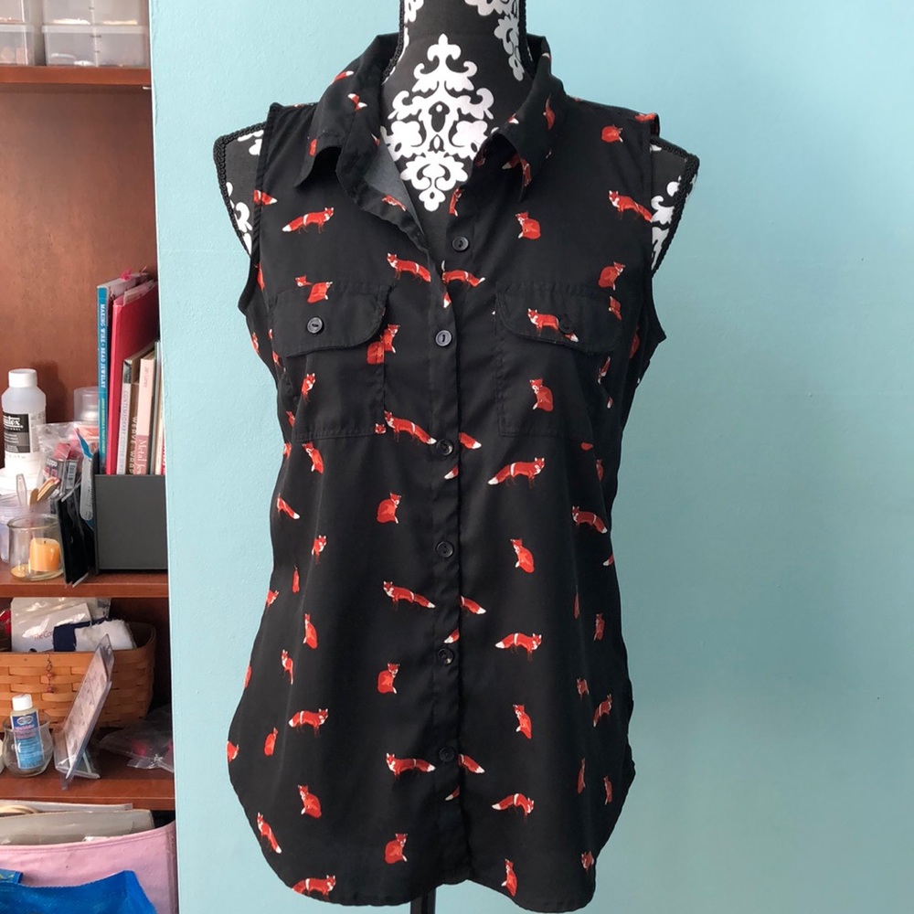 Button Down Tank